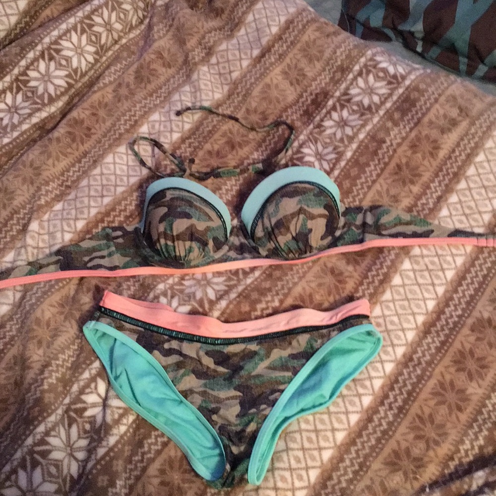 Bikini